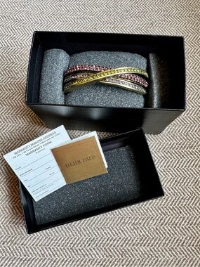 Heidi Daus “Classic Kiss” Crystal Crossover Oval Clamp Bangle - NIB
